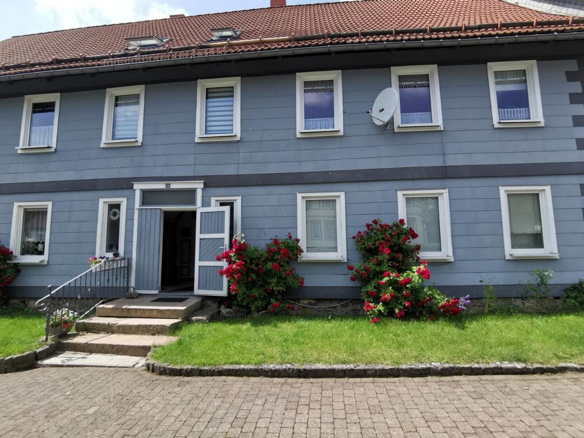 Schoene Ferienwohnung Fuer 6 Personen Erwartet Sie Im Oberharz 상트안드레스베르크 외부 사진
